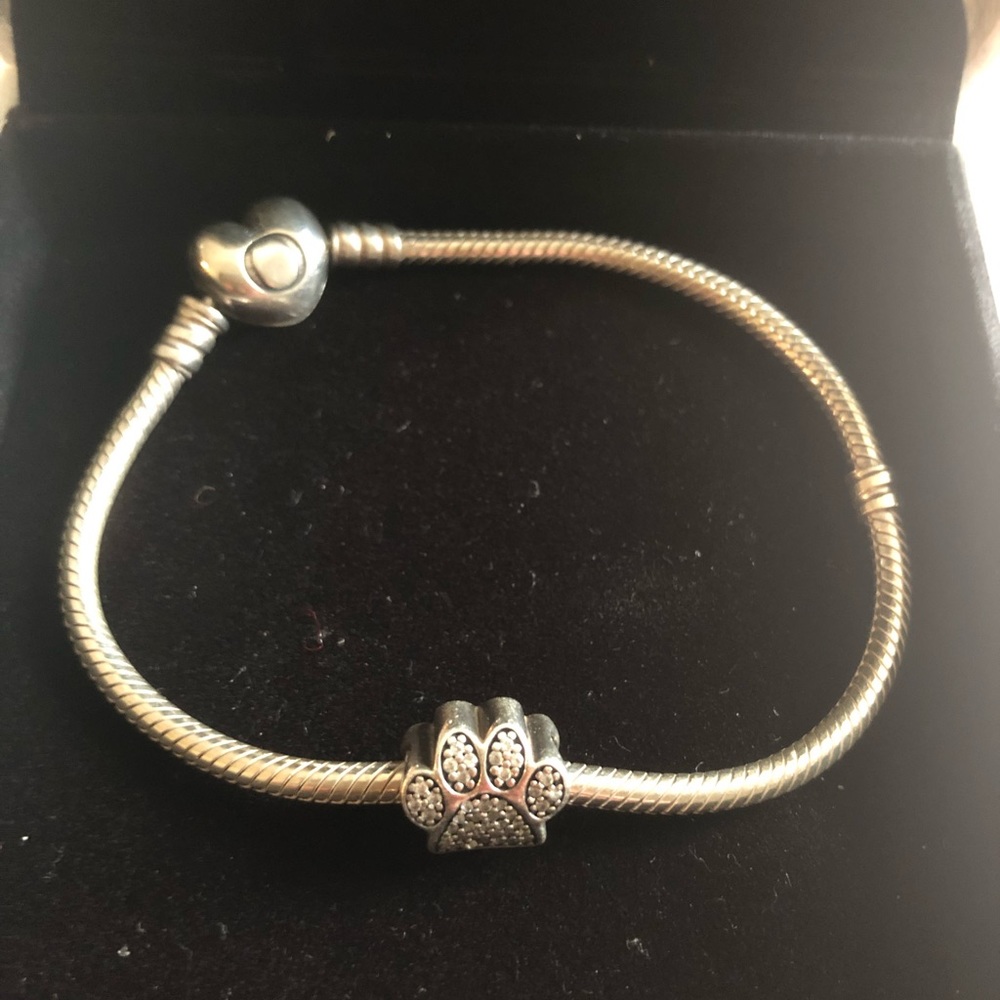 Pandora bracelet with heart clasp